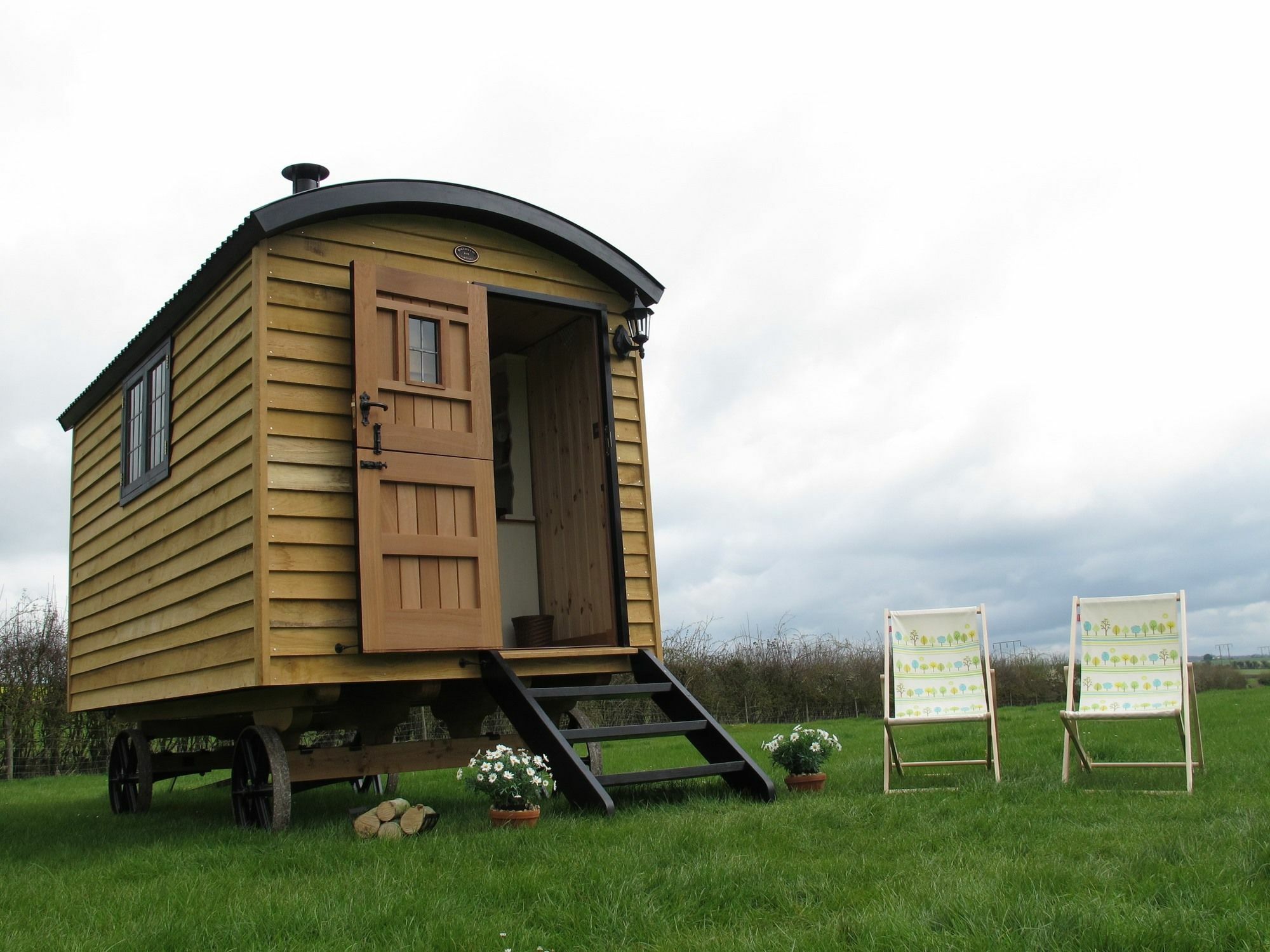 Marshwood Farm B&B And Shepherds Hut Dinton  Zewnętrze zdjęcie